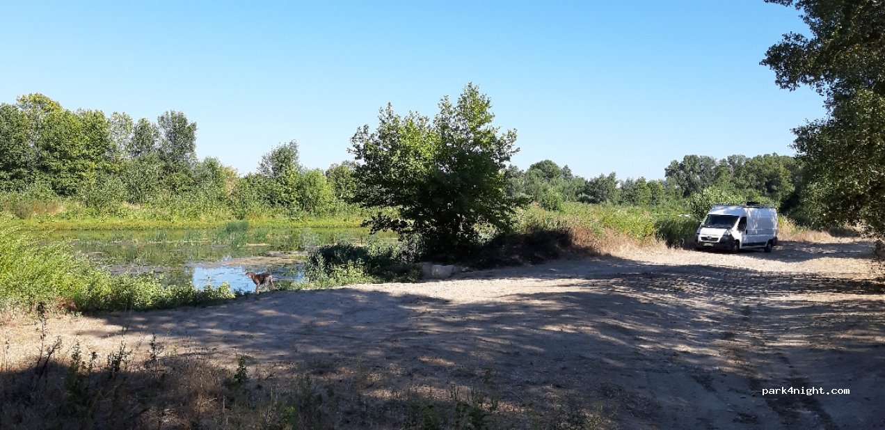 (30210) Fournes - Unnamed Road — foto 2