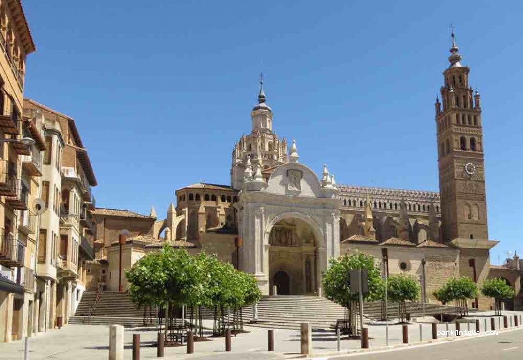 (50500) Tarazona - 1 Calle Gutiérrez de Córdoba — foto 2