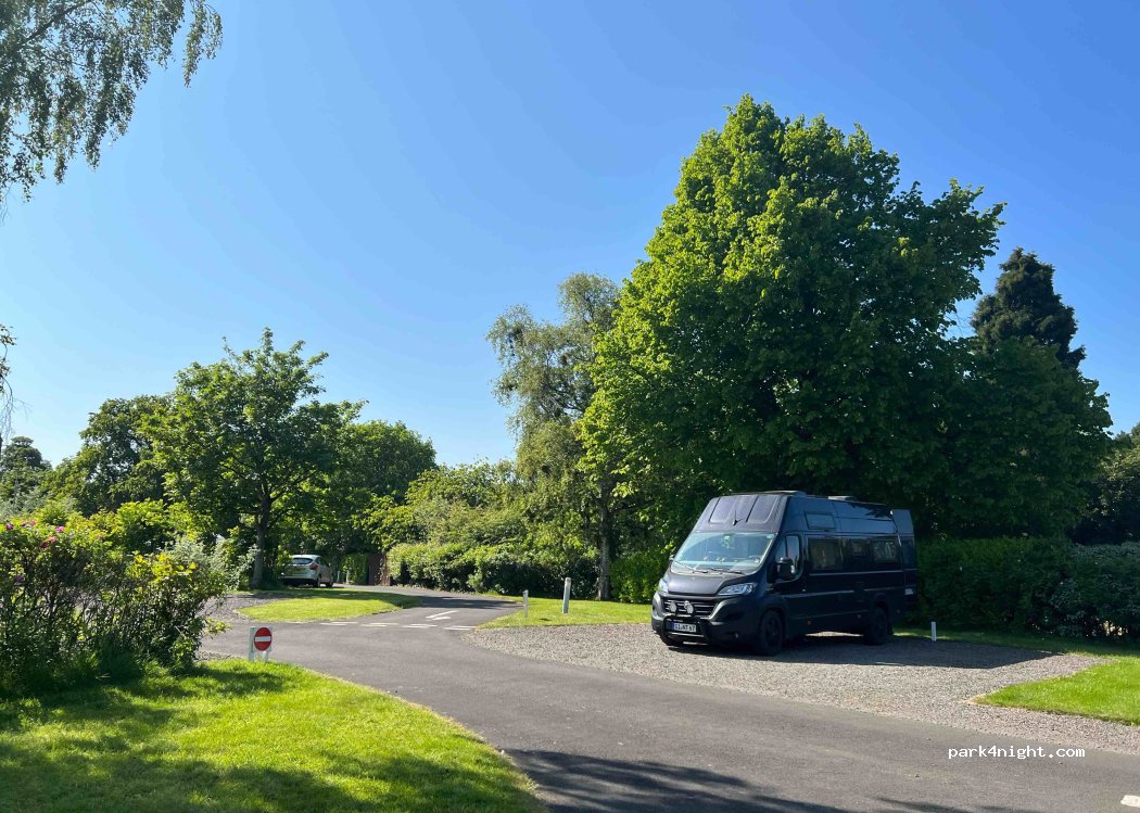 Edinburgh Caravan and Motorhome Club Campsite — foto 2