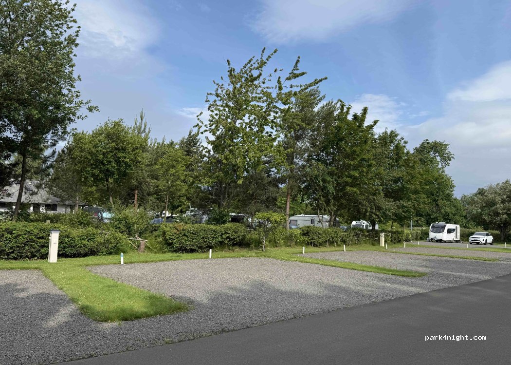 Edinburgh Caravan and Motorhome Club Campsite — foto 4