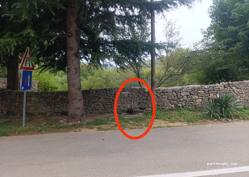 (23451) Krupa - Unnamed Road — foto