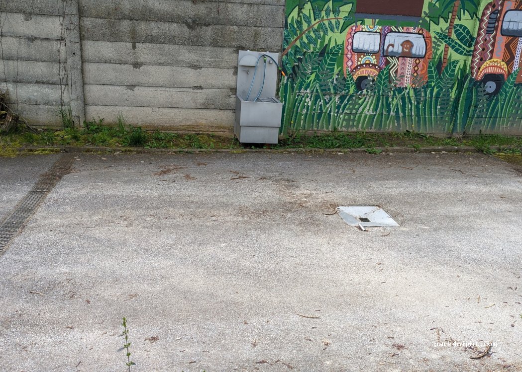 (544 01) Dvůr Králové nad Labem - Štefánikova — foto