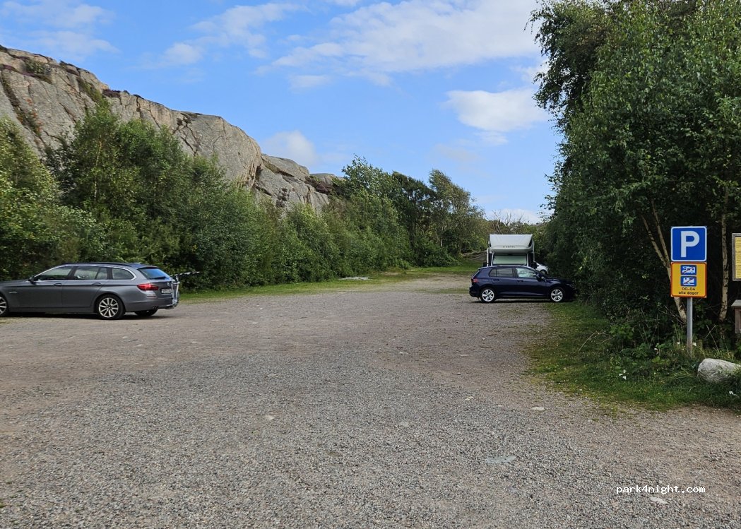 (450 46) Hunnebostrand - Unnamed Road — foto 4