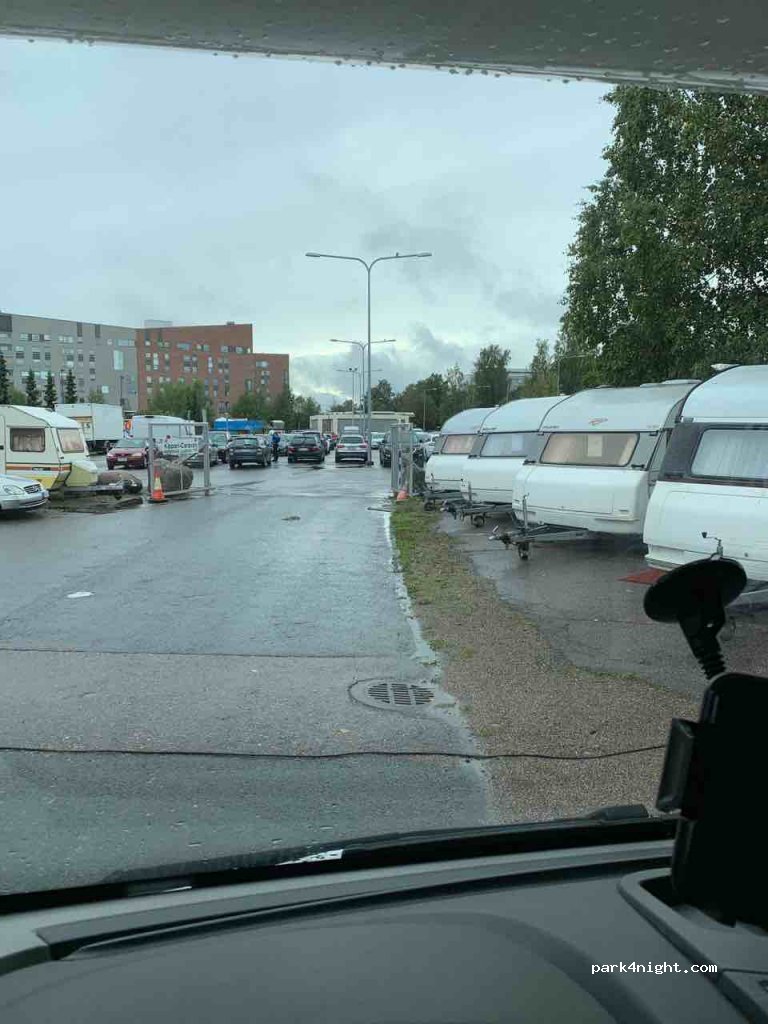 (00900) Helsinki - 13 Vanhanlinnantie — foto