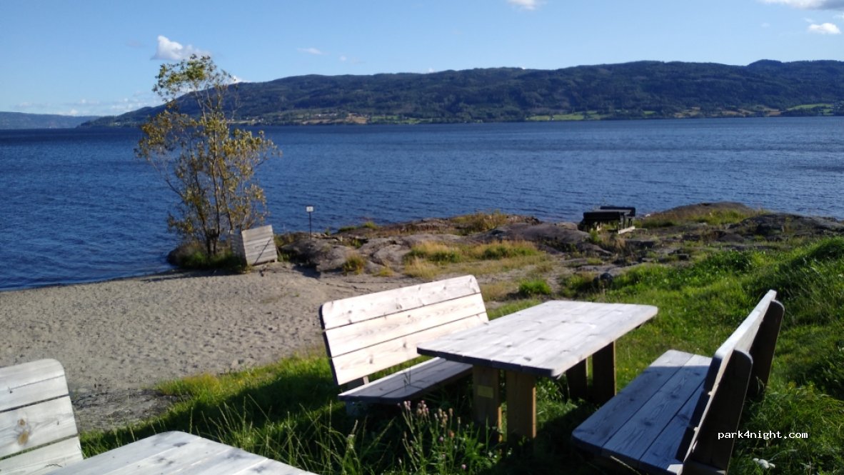 (3533) Tyristrand - 14 Stasjonsveien — foto