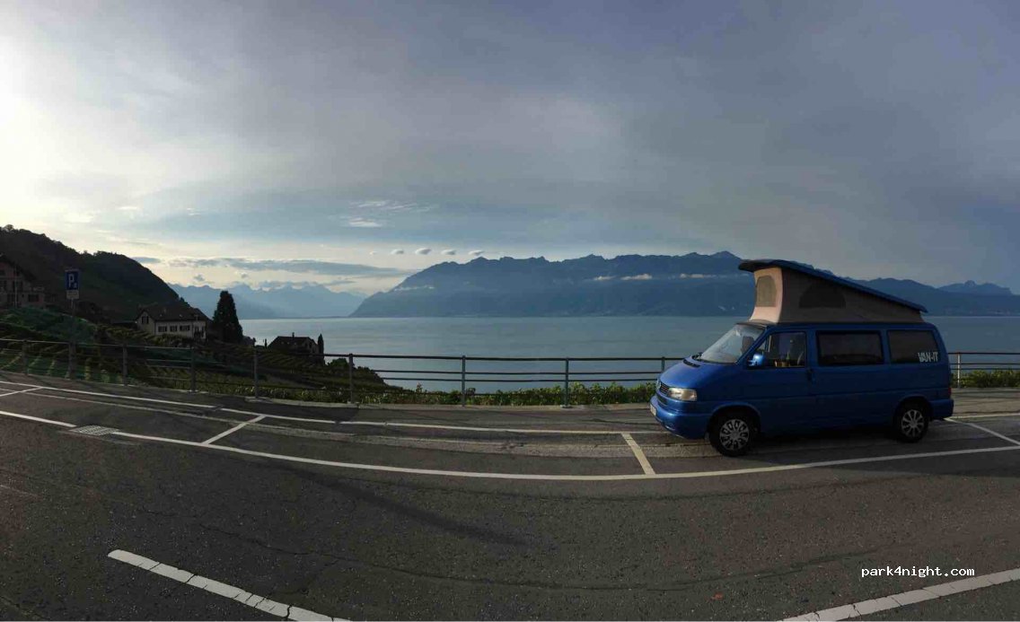 (1098) Bourg-en-Lavaux - Route de la corniche — foto