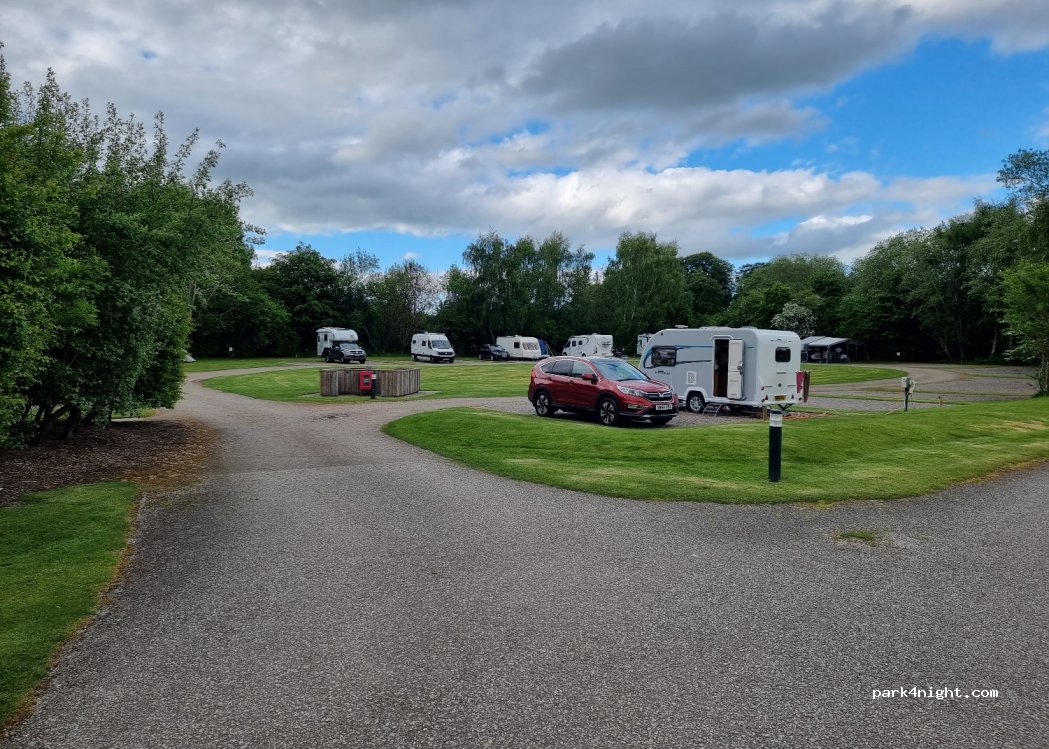 Huntly Castle Caravan Park — foto 2
