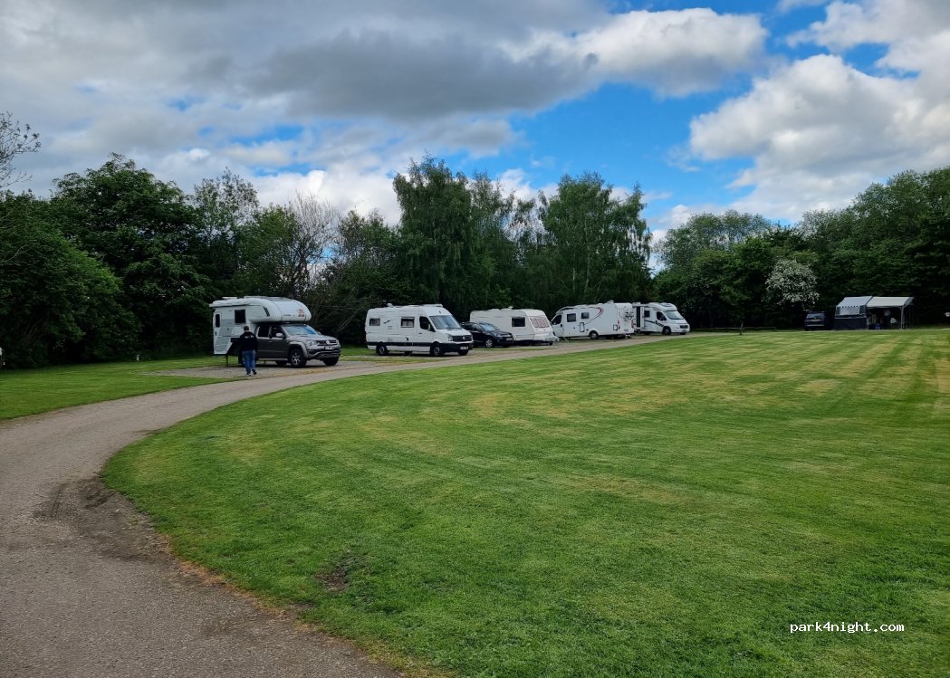 Huntly Castle Caravan Park — foto 3