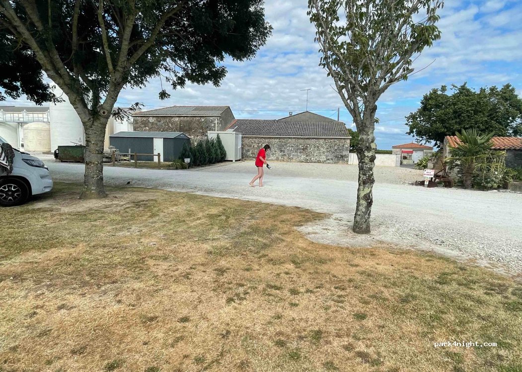 Domaine IMBERT — foto 2