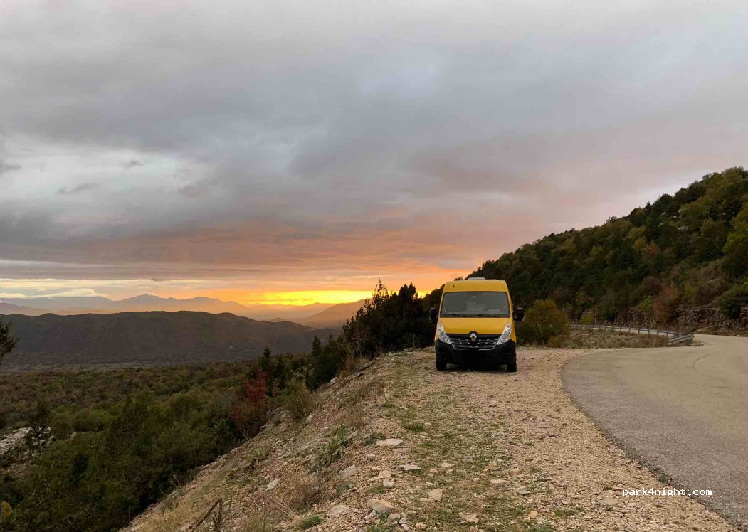(440 07) Monodendri - Unnamed Road — foto 2