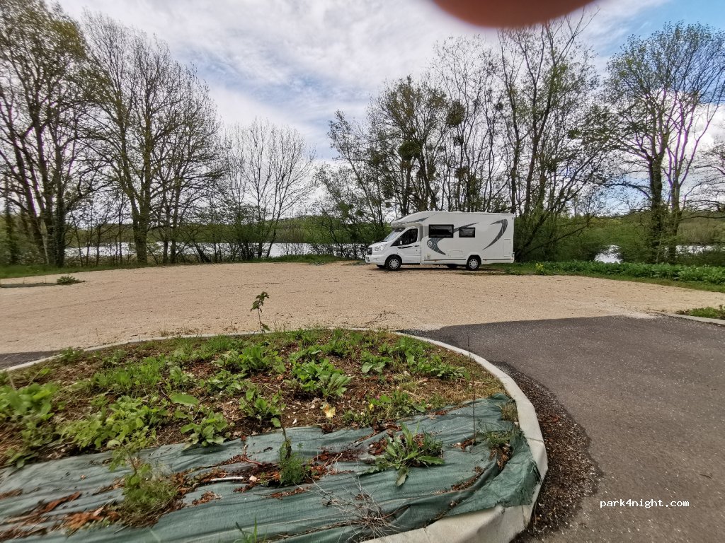 (52360) Changey - 100 Rue du Lac — foto