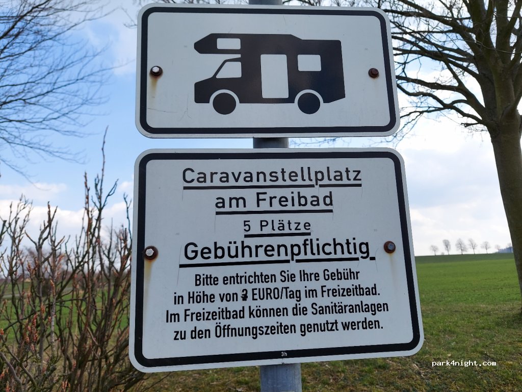 Wohnmobilstellplatz am Freizeitbad in Kottmar — foto 2