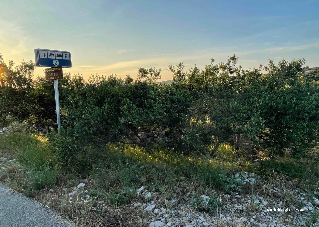 (22202) Primošten - Unnamed Road — foto 3