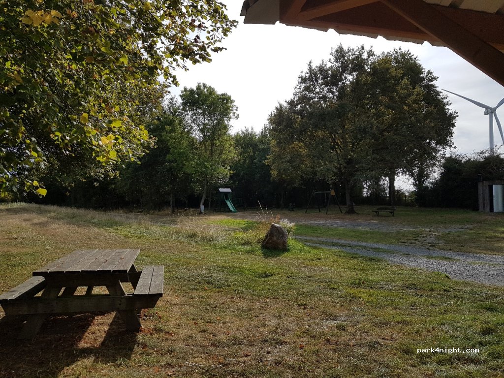 (79600) Tessonnière - Unnamed Road — foto 2
