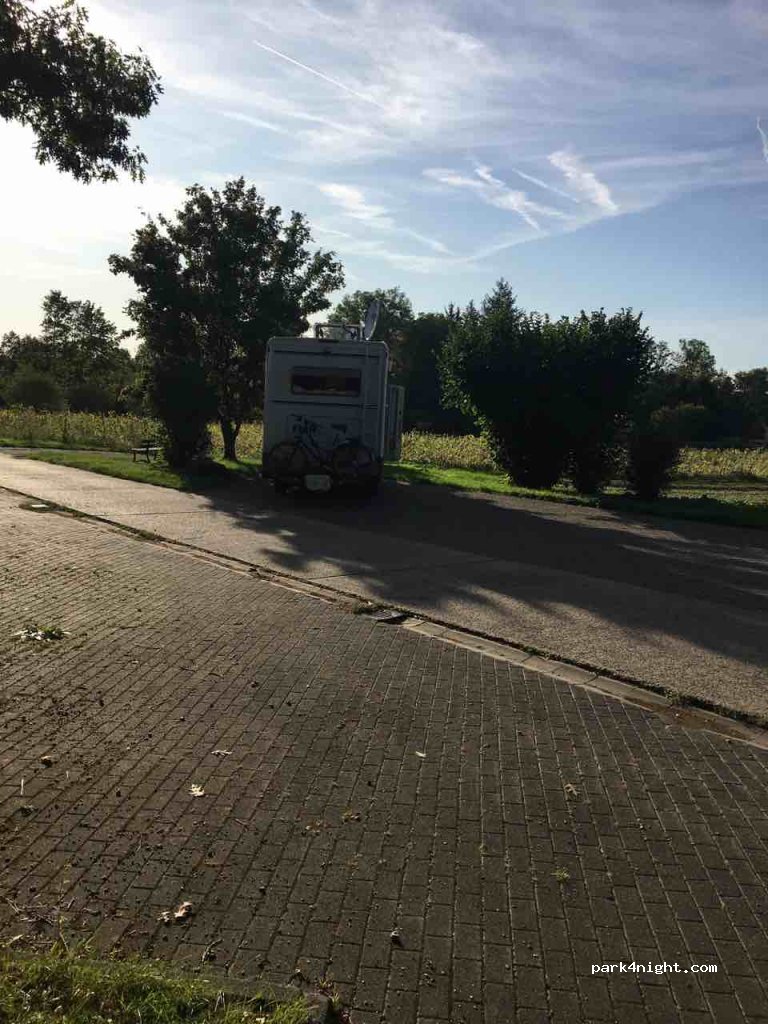 (35428) Langgöns - 13 Friedhofsweg — foto