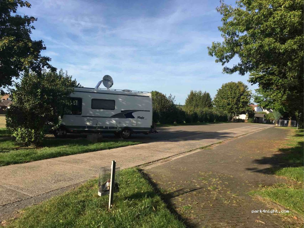 (35428) Langgöns - 13 Friedhofsweg — foto 3