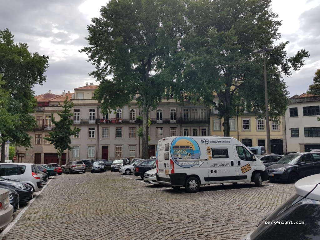(4050-359) Porto - 78 Praça do Coronel Pacheco — foto 3