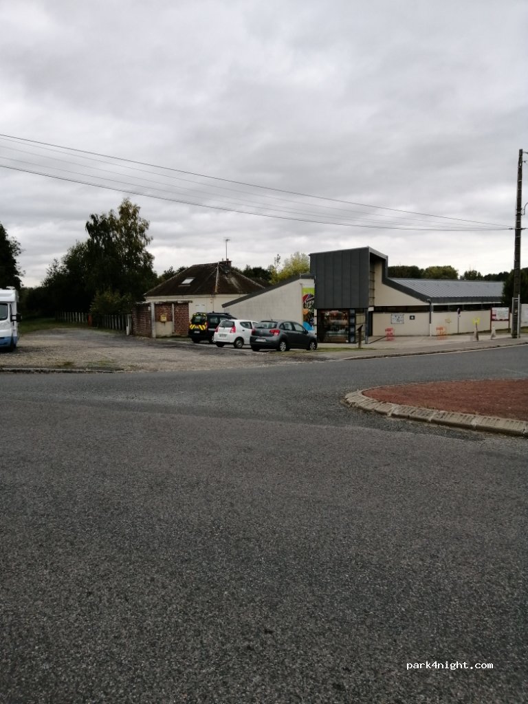 (60138) Chiry-Ourscamp - 2bis Place Saint-Eloi — foto