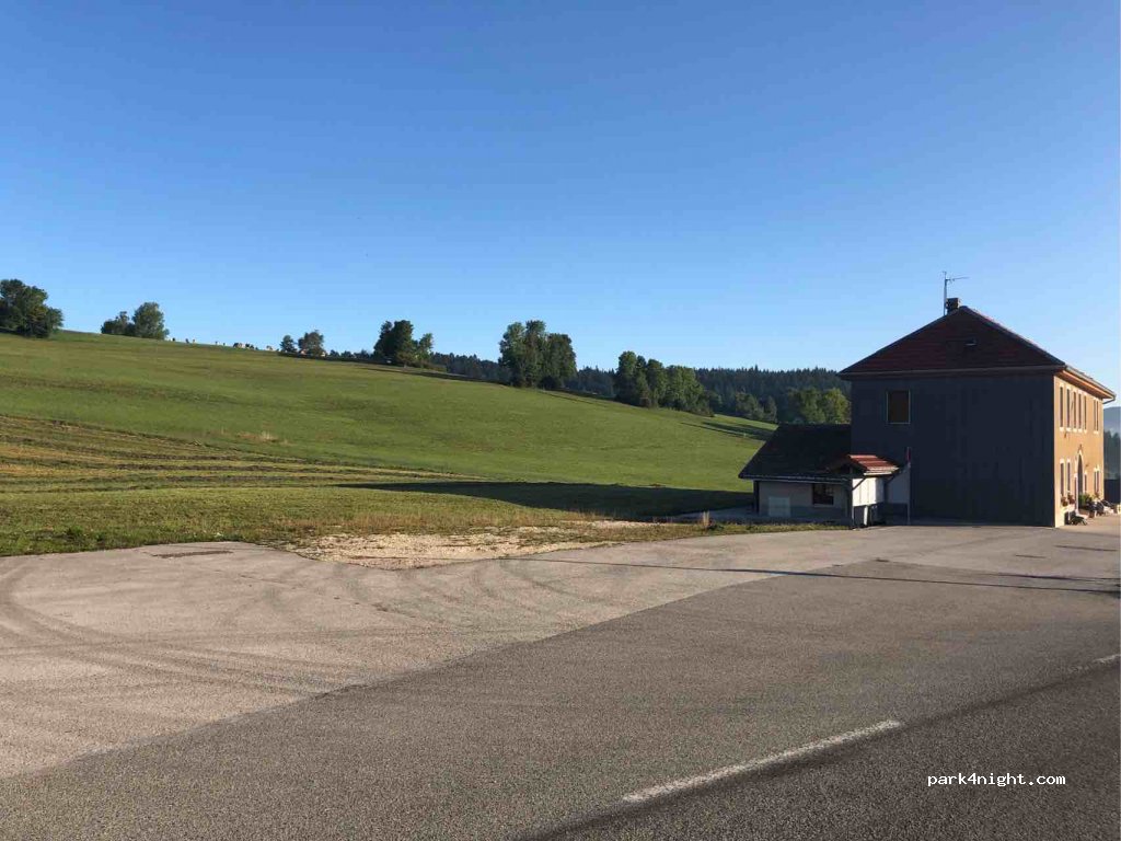 (25370) Fourcatier-et-Maison-Neuve - 23 Rue du Village — foto 3