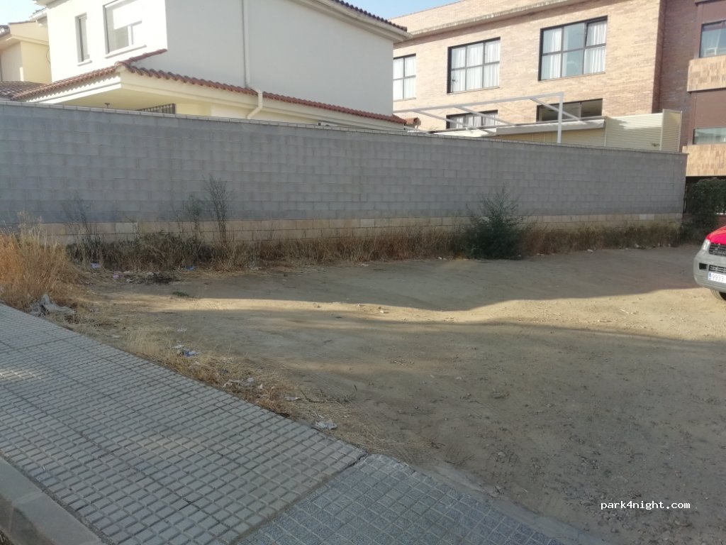 (06800) Mérida - 28 Travesía Arturo Barea Ogazón — foto 2
