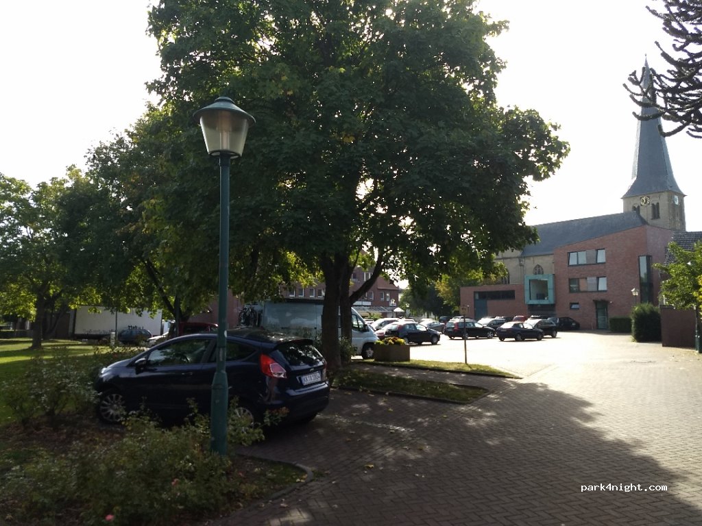 (47929) Grefrath - 5 Am Alten Friedhof — foto 2