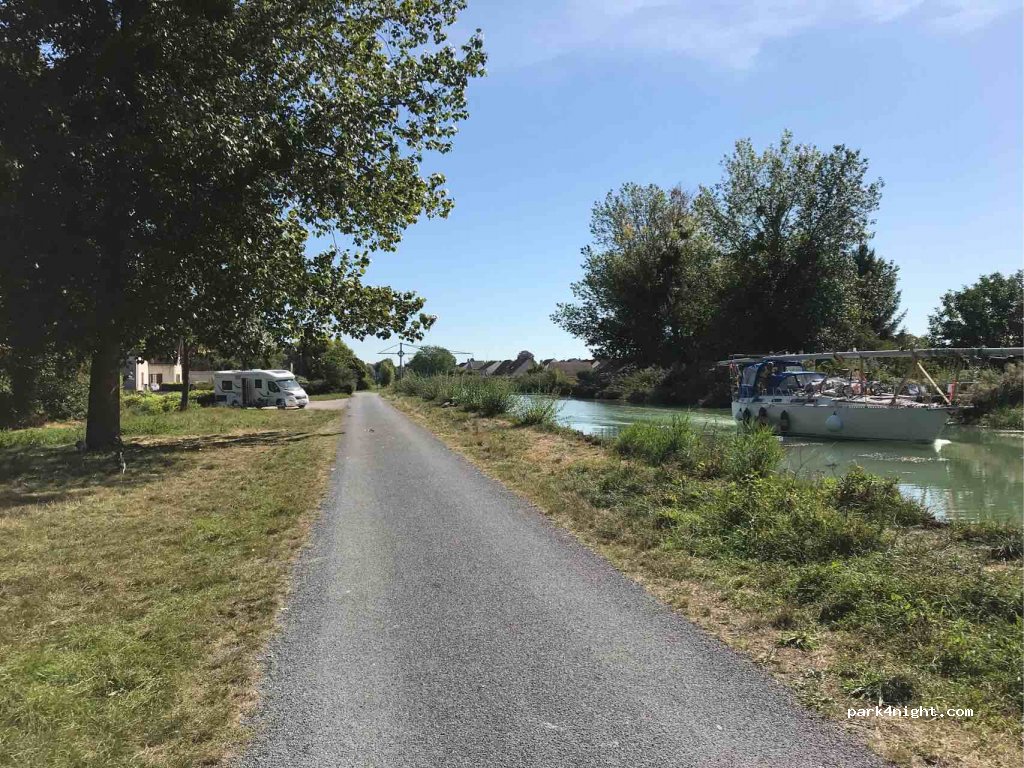 (51160) Aÿ-Champagne - 16 Rue de la Planchette — foto