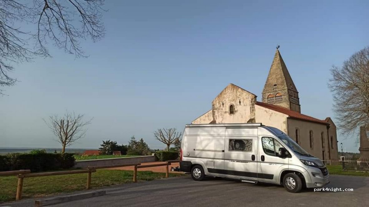 (03800) Bègues - 6 Route de Gannat — foto 3