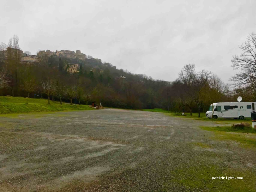 (81170) Cordes-sur-Ciel - L'Hôpital — foto