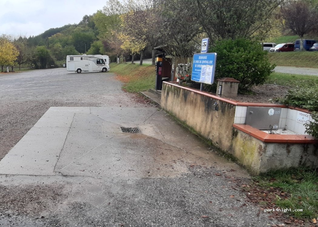 (81170) Cordes-sur-Ciel - L'Hôpital — foto 2