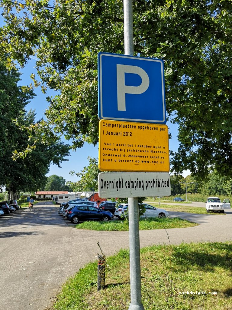 (1411 GK) Naarden - 1 Huizerstraatweg — foto