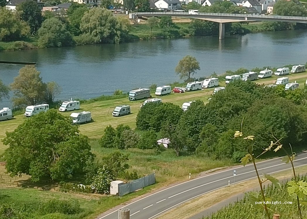 Wohnmobilstellplatz Kinheim — foto 2