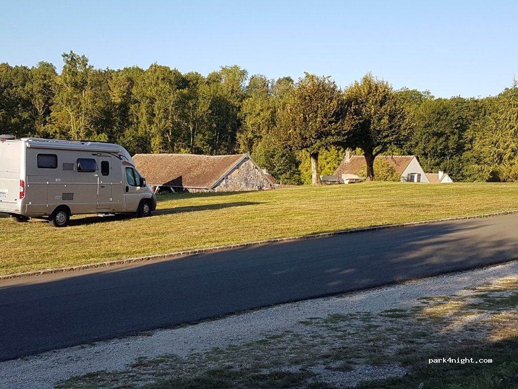 (77650) Saint-Loup-de-Naud - 11 Rue Serge Veau — foto 3
