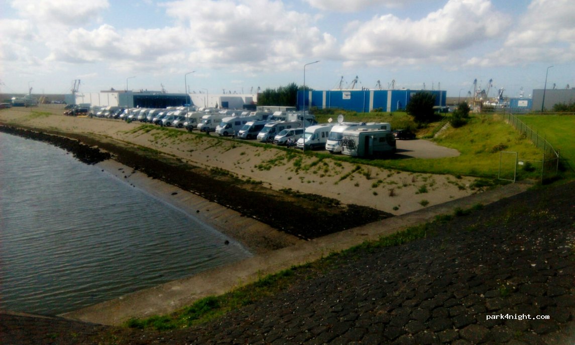 Camper parkeerplaats Nieuwe Vissershaven — foto