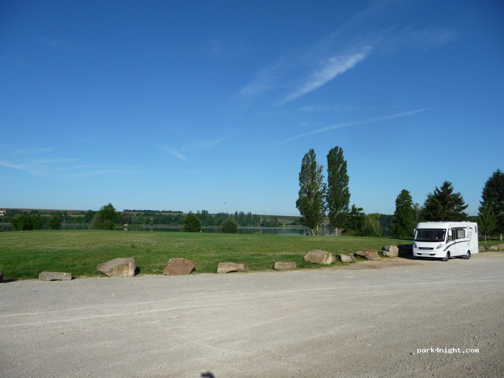 (28500) Mézières-en-Drouais - D116 — foto