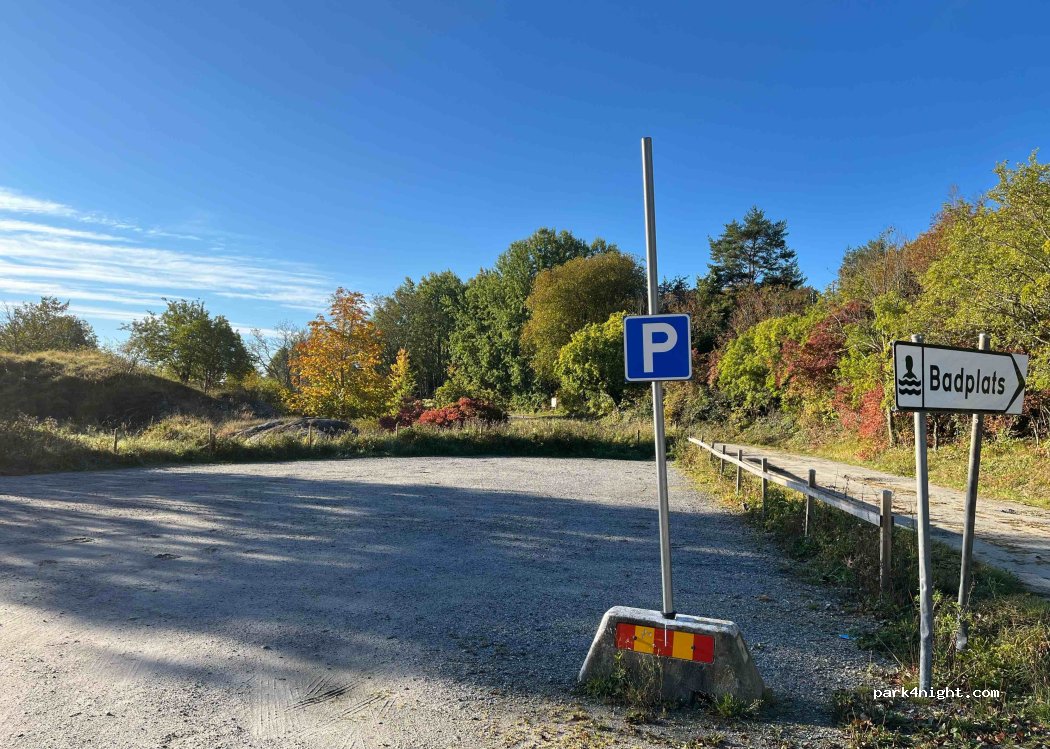 (471 90) Kyrkesund - 1 Färjevägen — foto 5