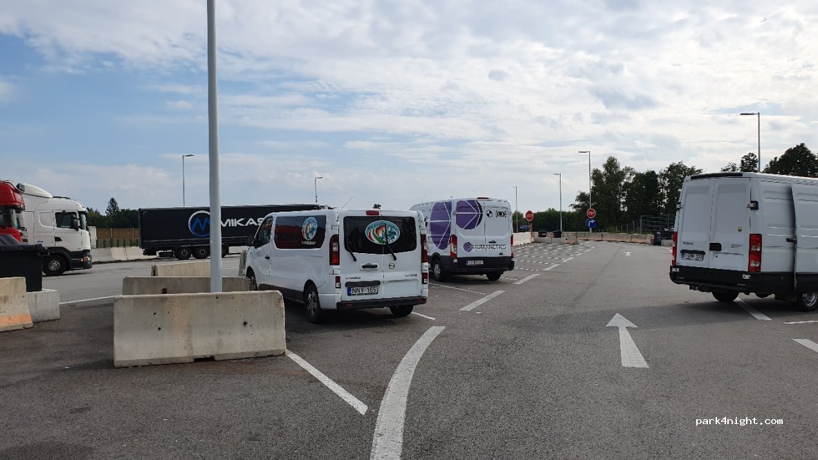 (4774) Richtung Voralpenkreuz - A8 Innkreis Autobahn, km 71,596 Richtung — foto