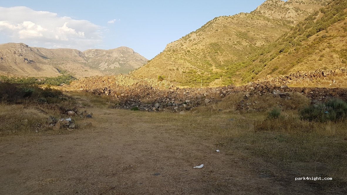 ()  - Unnamed Road — foto 2