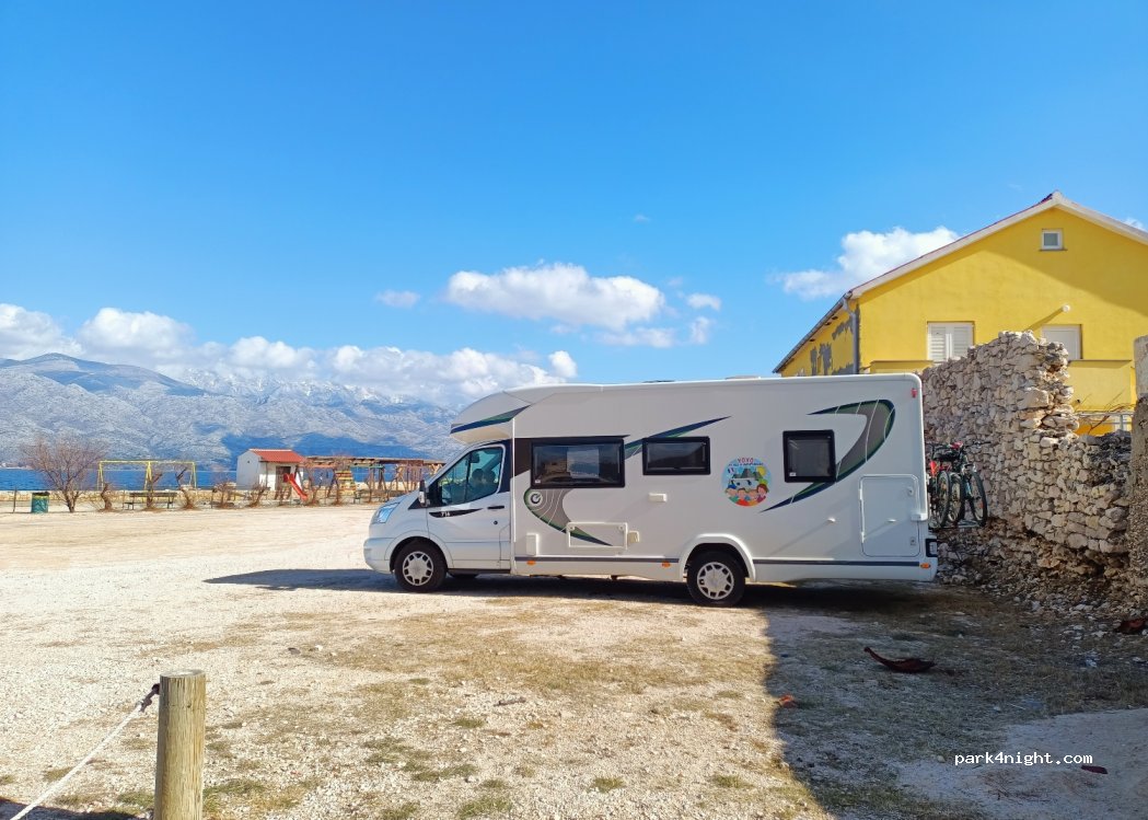 (23248) Ražanac - Unnamed Road — foto 2