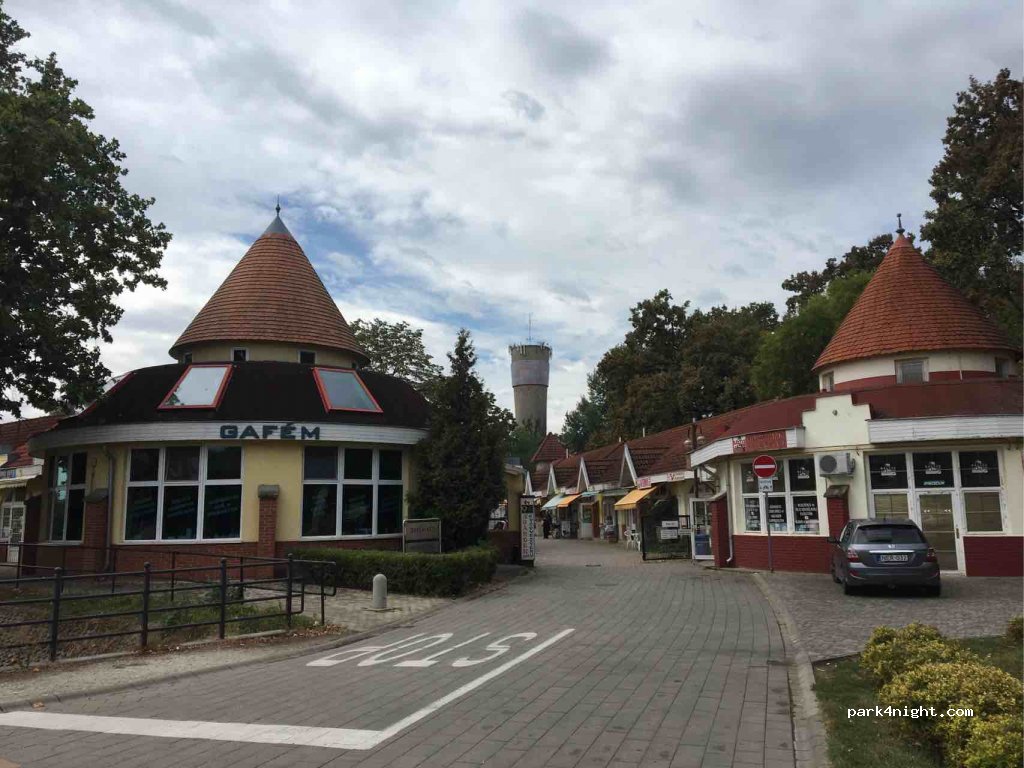 (4100) Berettyóújfalu - 9 Népliget utca — foto 4