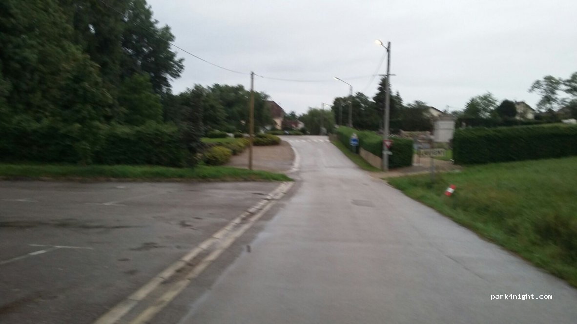 (39210) Lavigny - Chemin des Toupes — foto 3