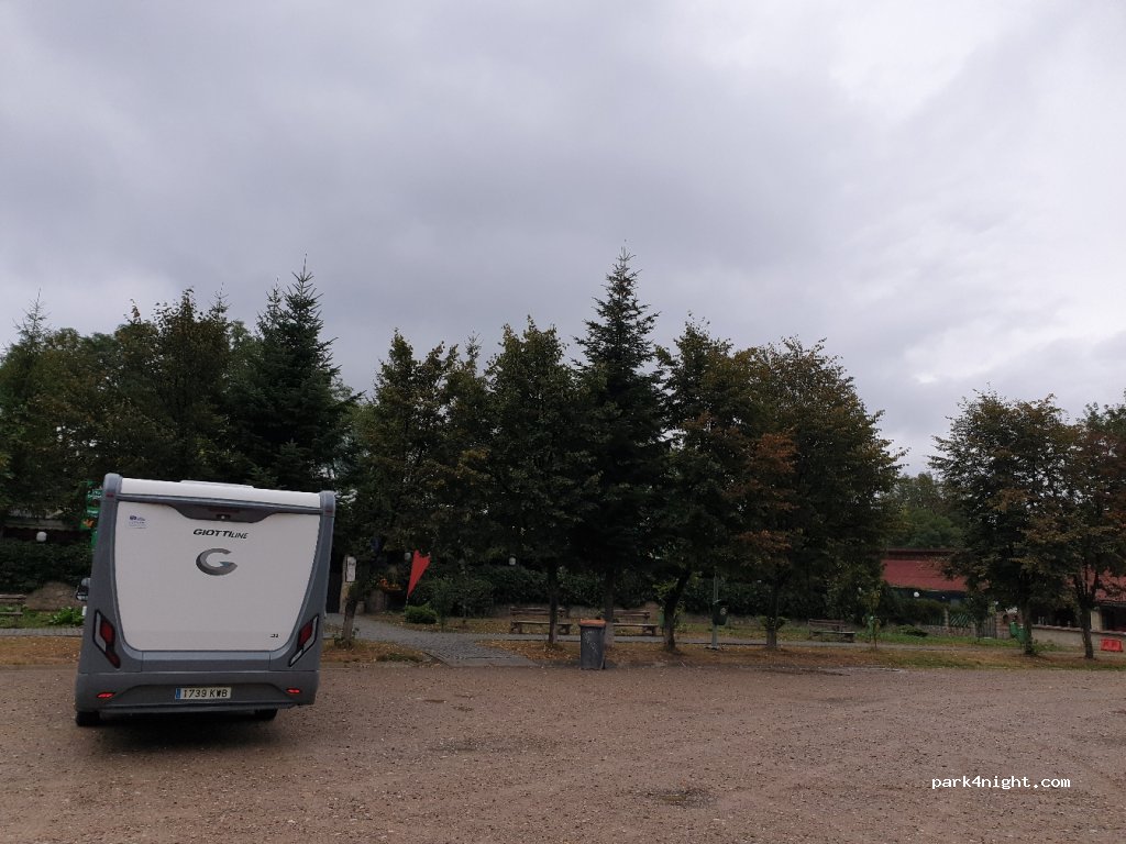 (727325) Suceava - Aleea Cetății — foto