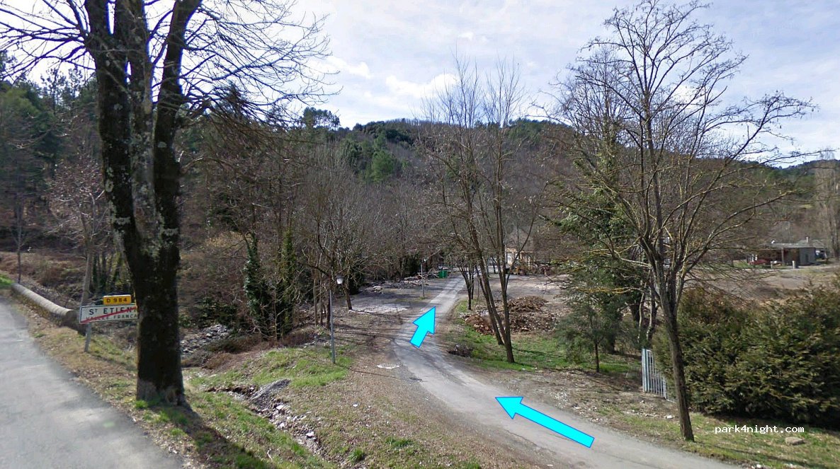 (48330) Saint-Étienne-Vallée-Française - Saint-Étienne Val Franc Bourg — foto
