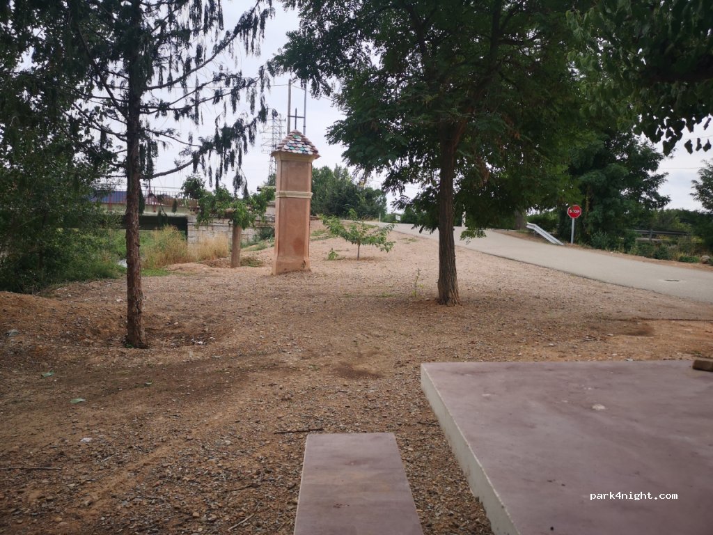 (50360) Daroca - Av. Madrid, 45 — foto