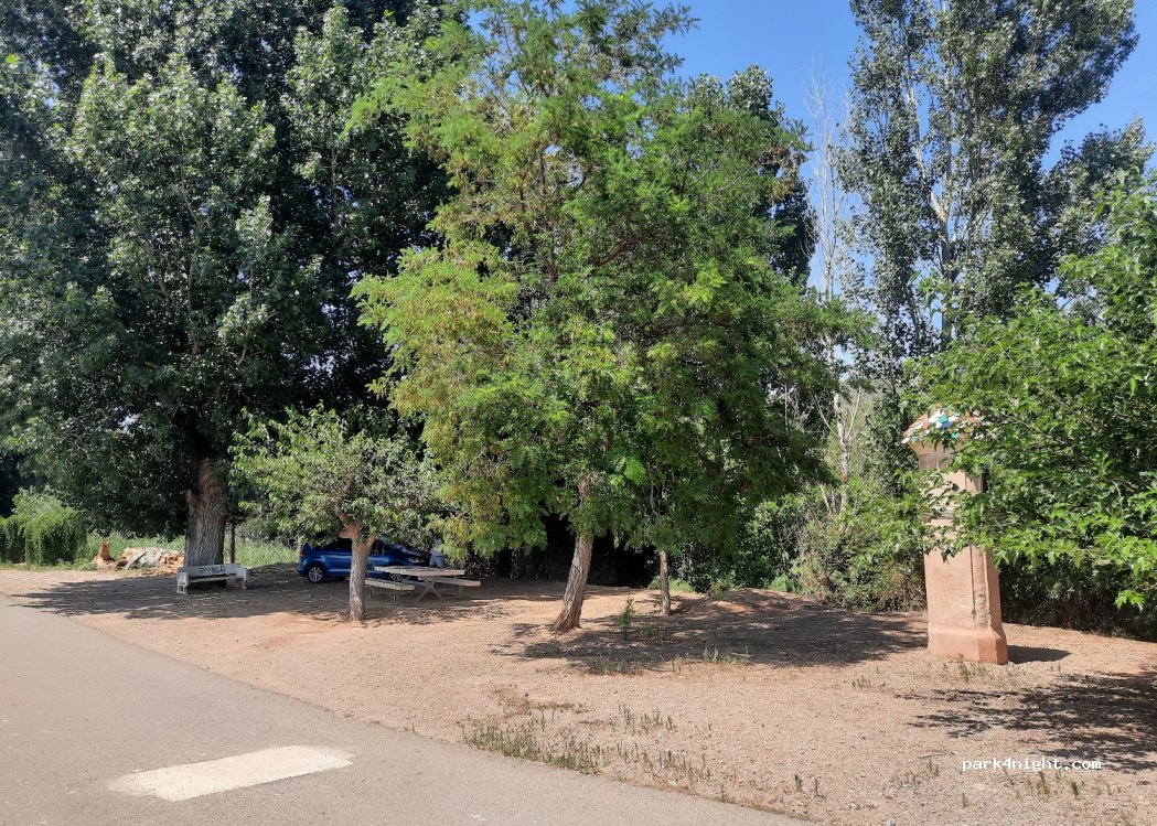 (50360) Daroca - Av. Madrid, 45 — foto 4