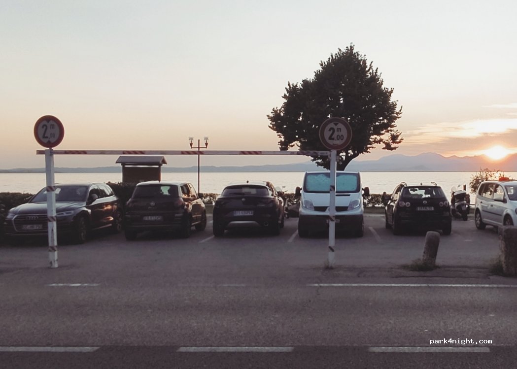 (37011) Bardolino - 23 Via Peschiera — foto 2