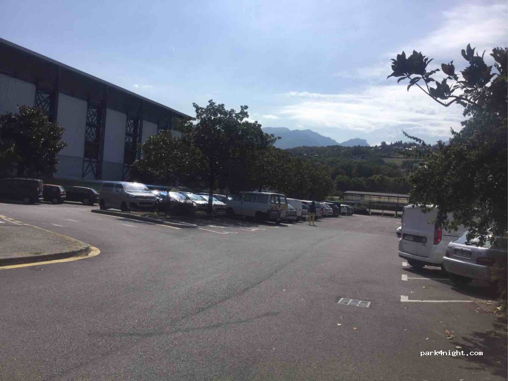 (73000) Chambéry - Rue Sainte-Rose — foto