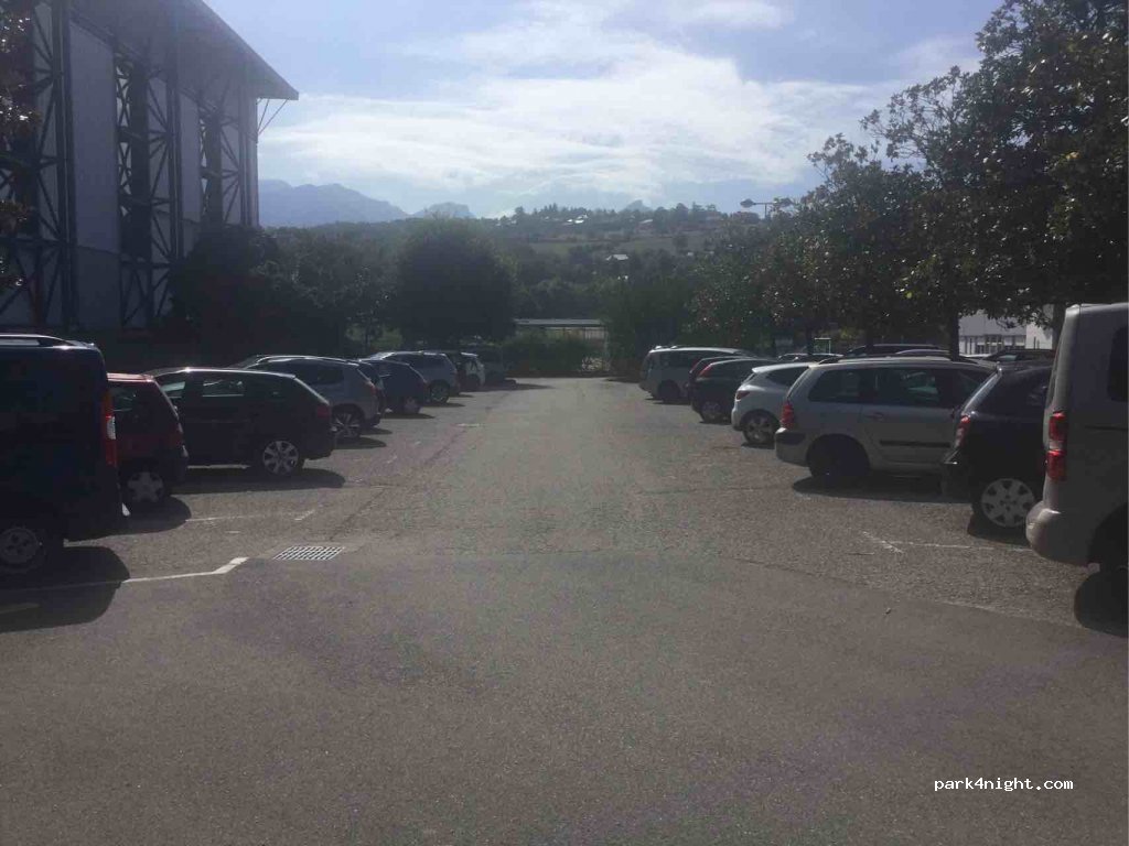 (73000) Chambéry - Rue Sainte-Rose — foto 2