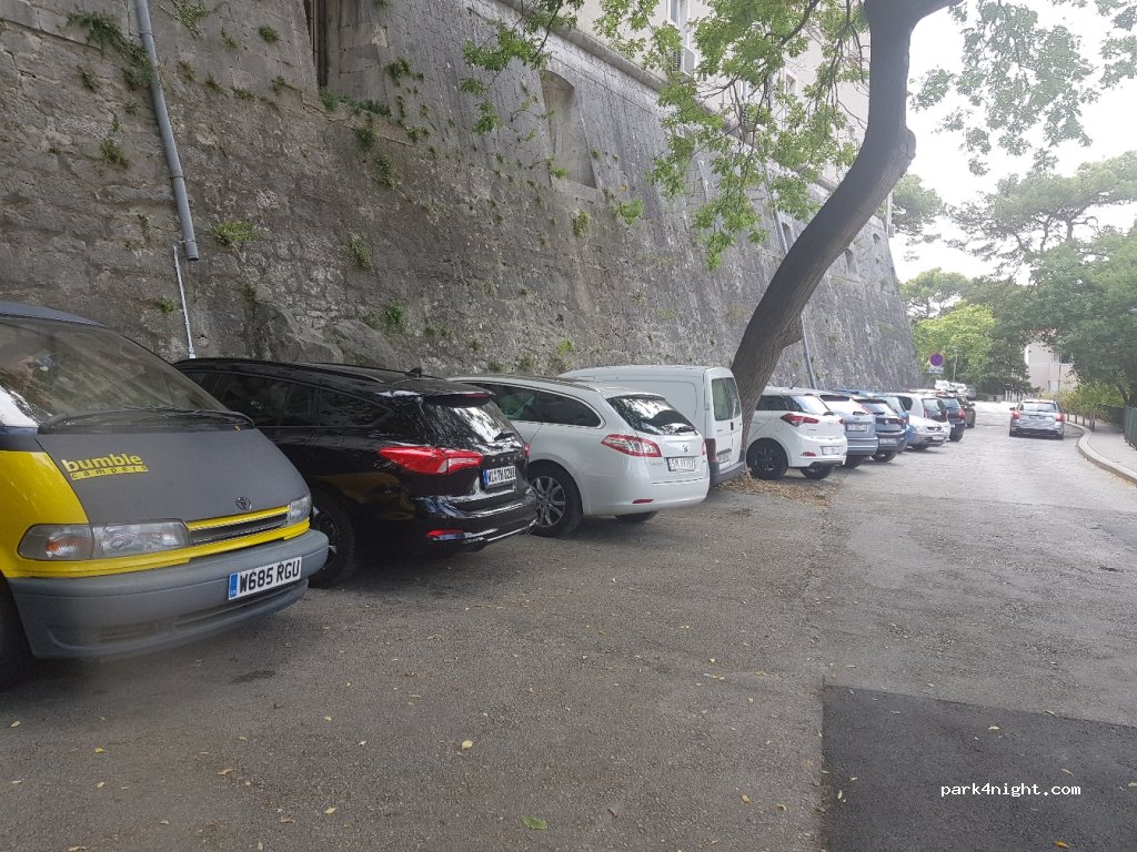 (21000) Split - 18 Glagoljaška ulica — foto