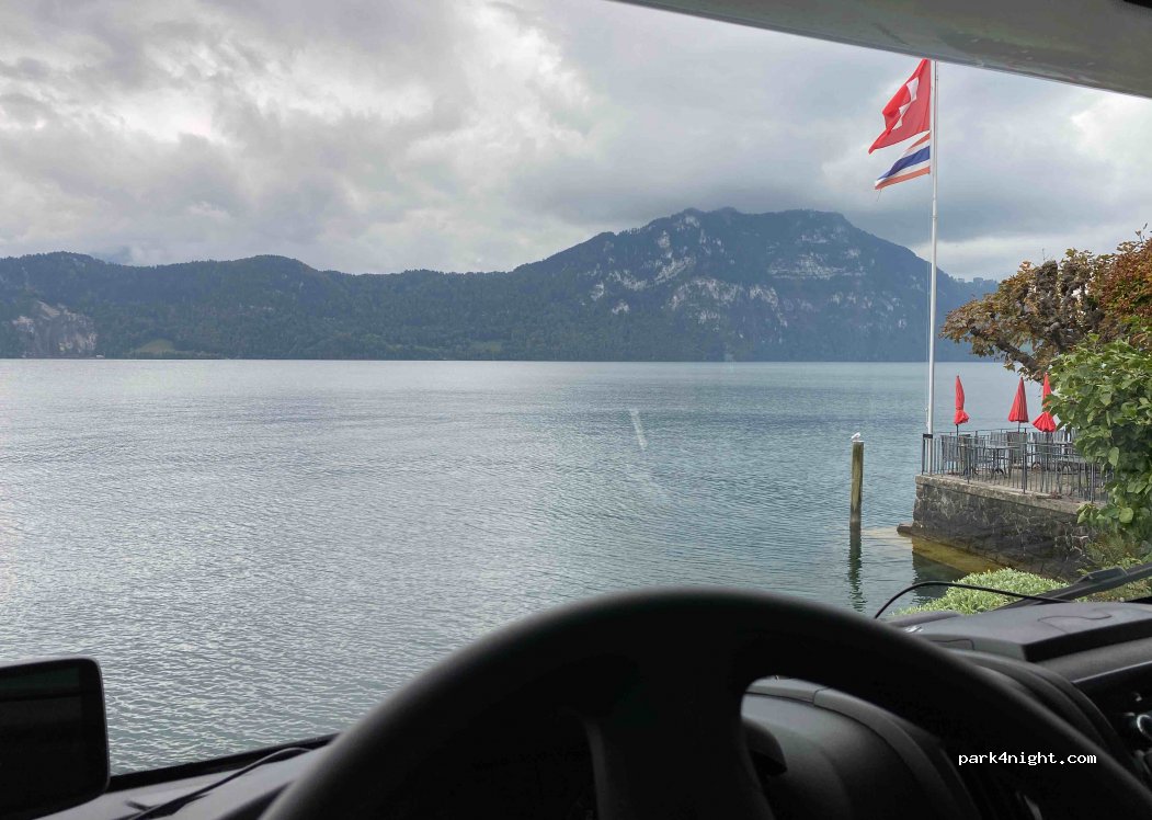 (6353) Weggis - 20 Seestrasse — foto 2