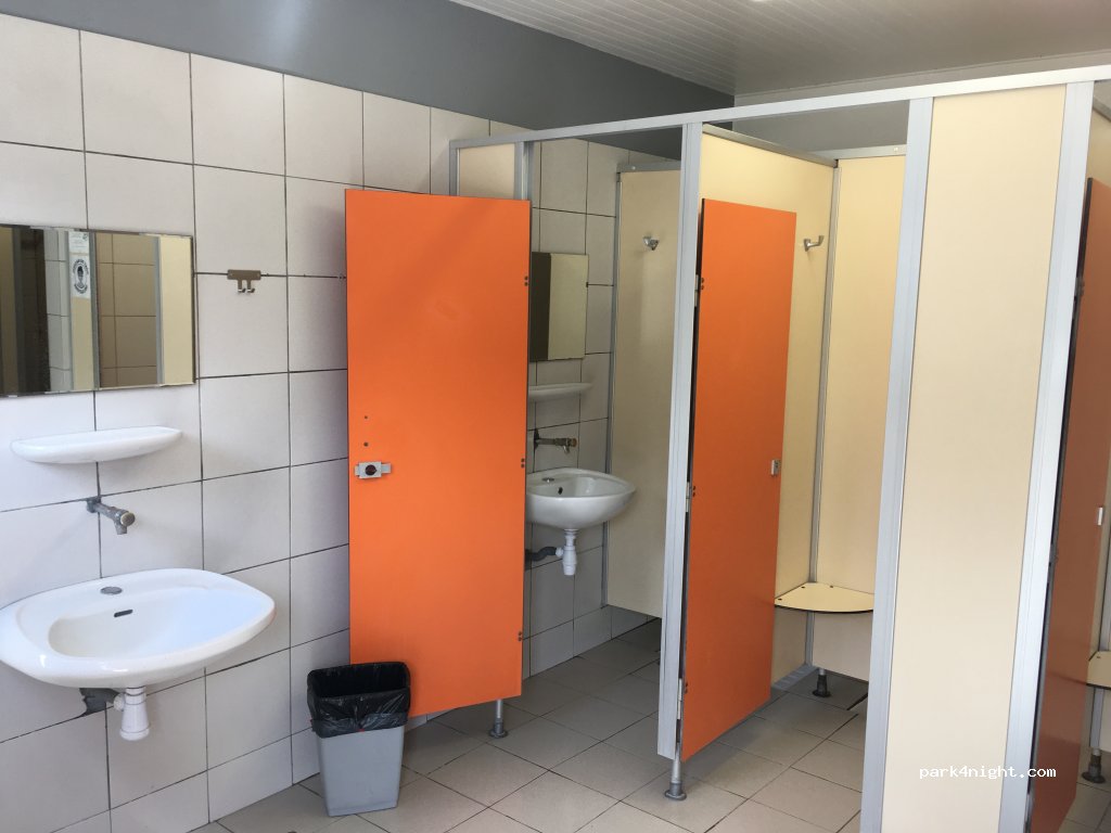 CAMPING LE PECHEUR — foto